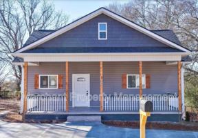 featured image of 102 S 8th St