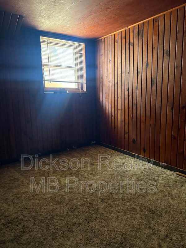 56 S Wells Ave #B - Photo 7 of 10