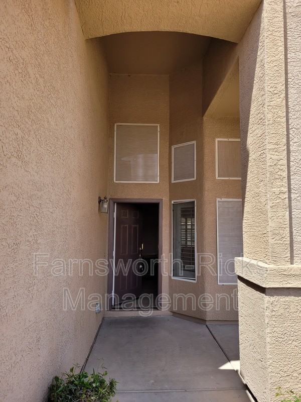 1270 W Flintlock Way - Photo 2 of 40