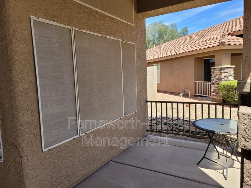 1270 W Flintlock Way - Photo 3 of 40