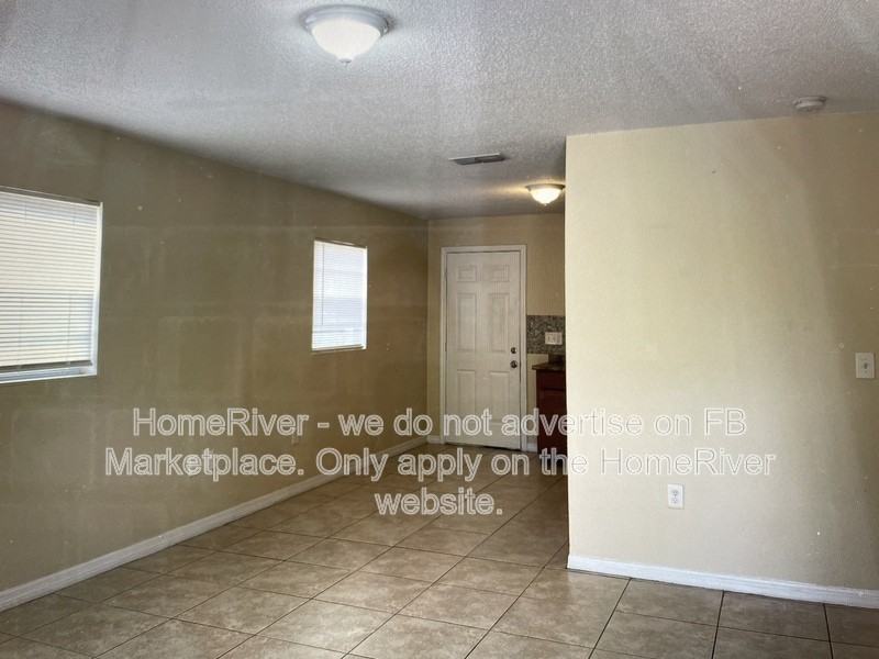 1111 Tuskegee St #A - Photo 2 of 10