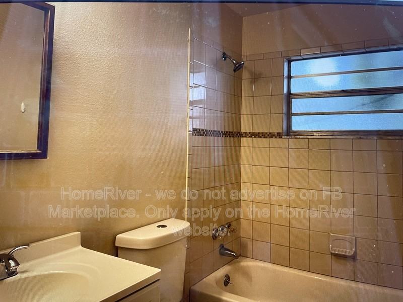 1111 Tuskegee St #A - Photo 6 of 10