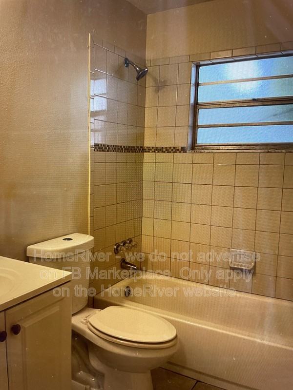 1111 Tuskegee St #A - Photo 7 of 10