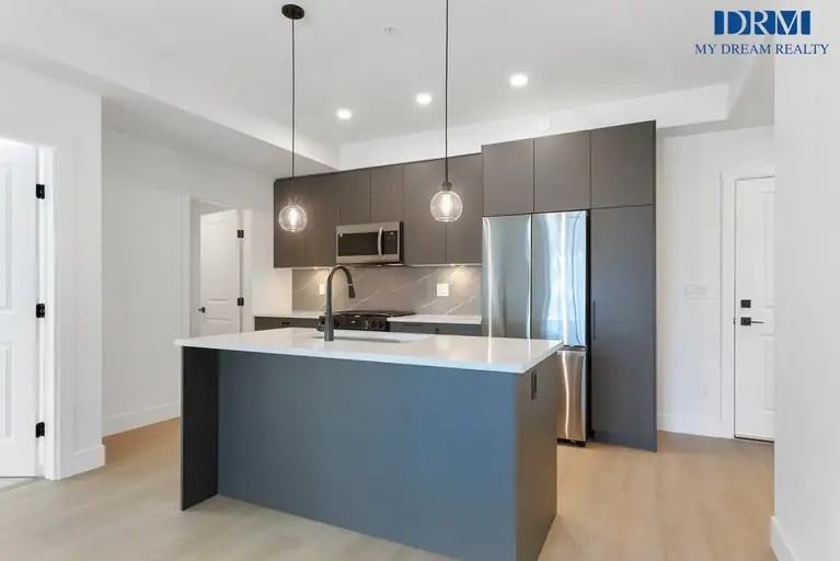 3438 146a St #D197 - Photo 5 of 19