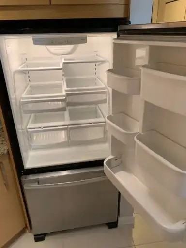 5889 Irmin St #105 - Photo 7 of 23