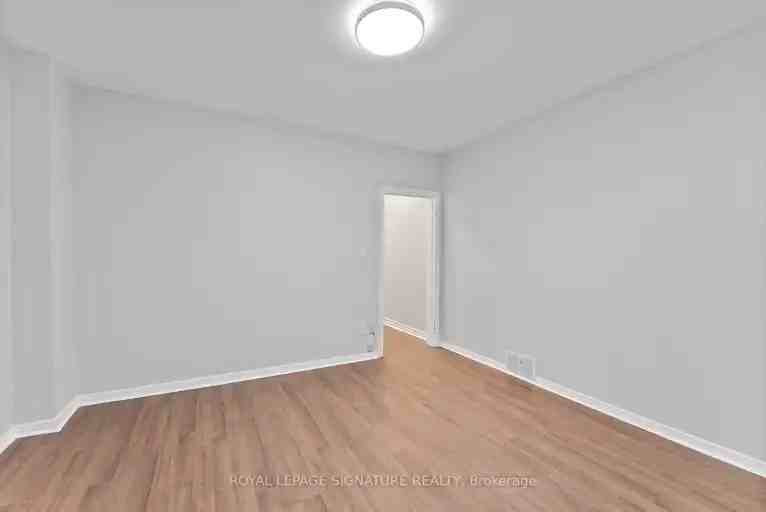 233 Greenwood Ave #2 - Photo 7 of 10