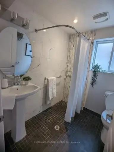 465 Ashdale Ave #2 - Photo 4 of 5