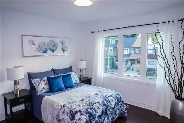 339 Coxwell Ave #1 - Photo 6 of 9