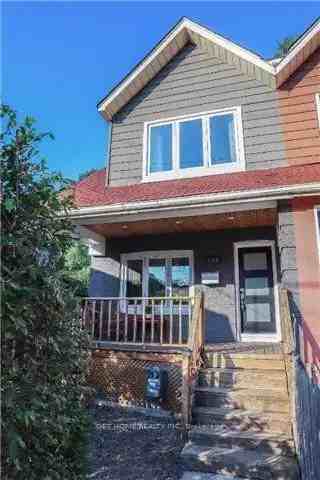 339 Coxwell Ave #1 - Photo 7 of 9