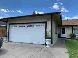 featured image of 954 Emily Ave