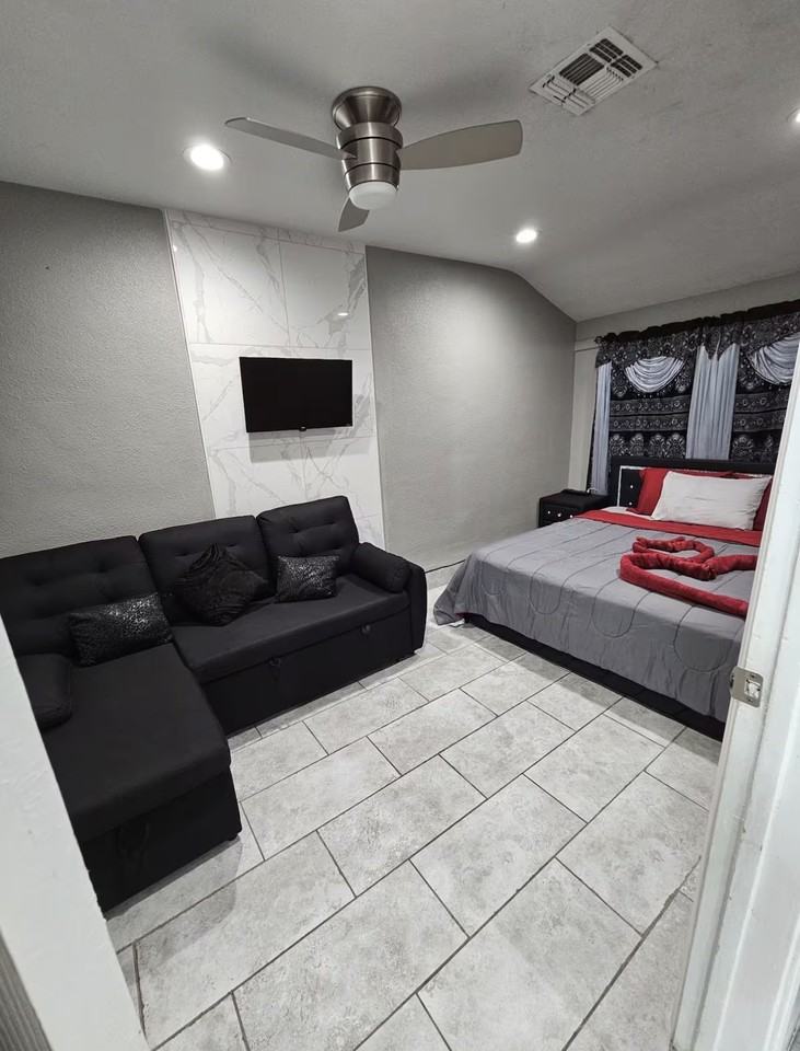 258 Spencer St #NA - Photo 5 of 16