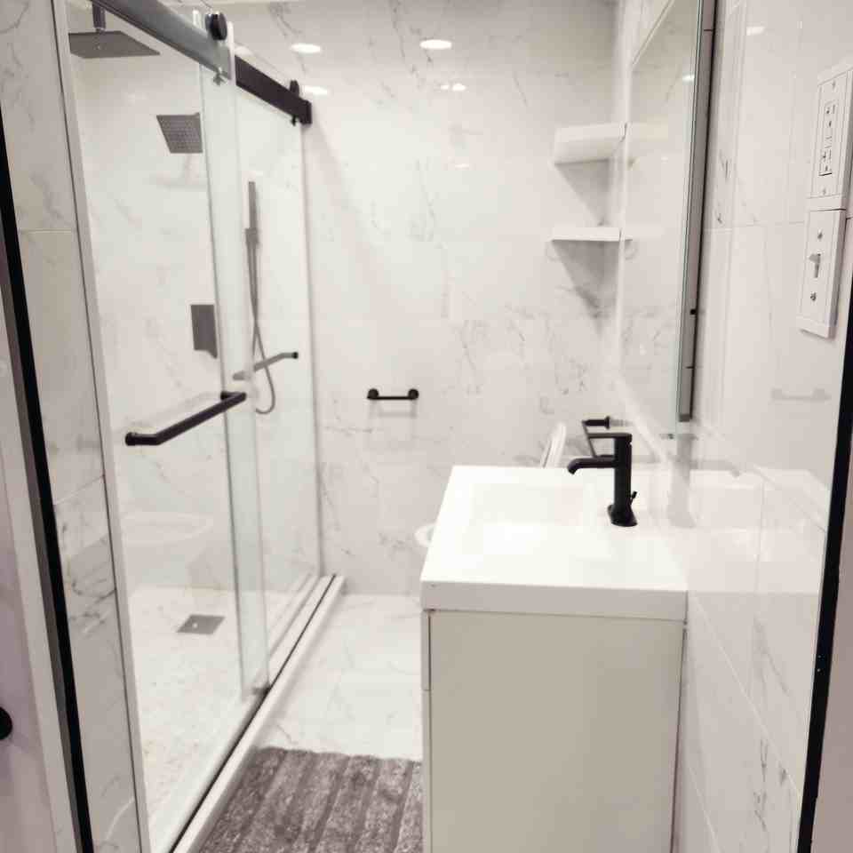 23 Shoreham Dr #1 - Photo 6 of 10