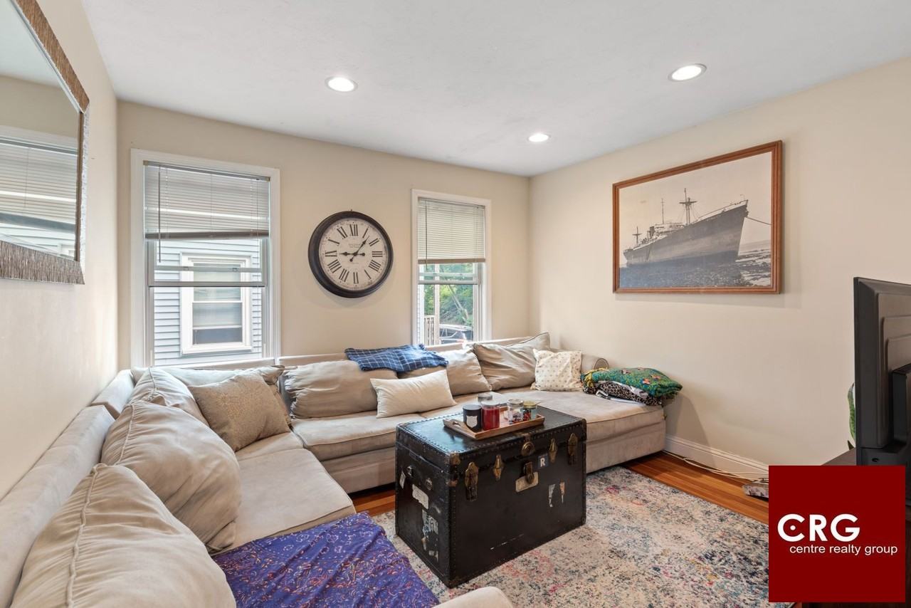 578 Washington St #2 - Photo 4 of 19
