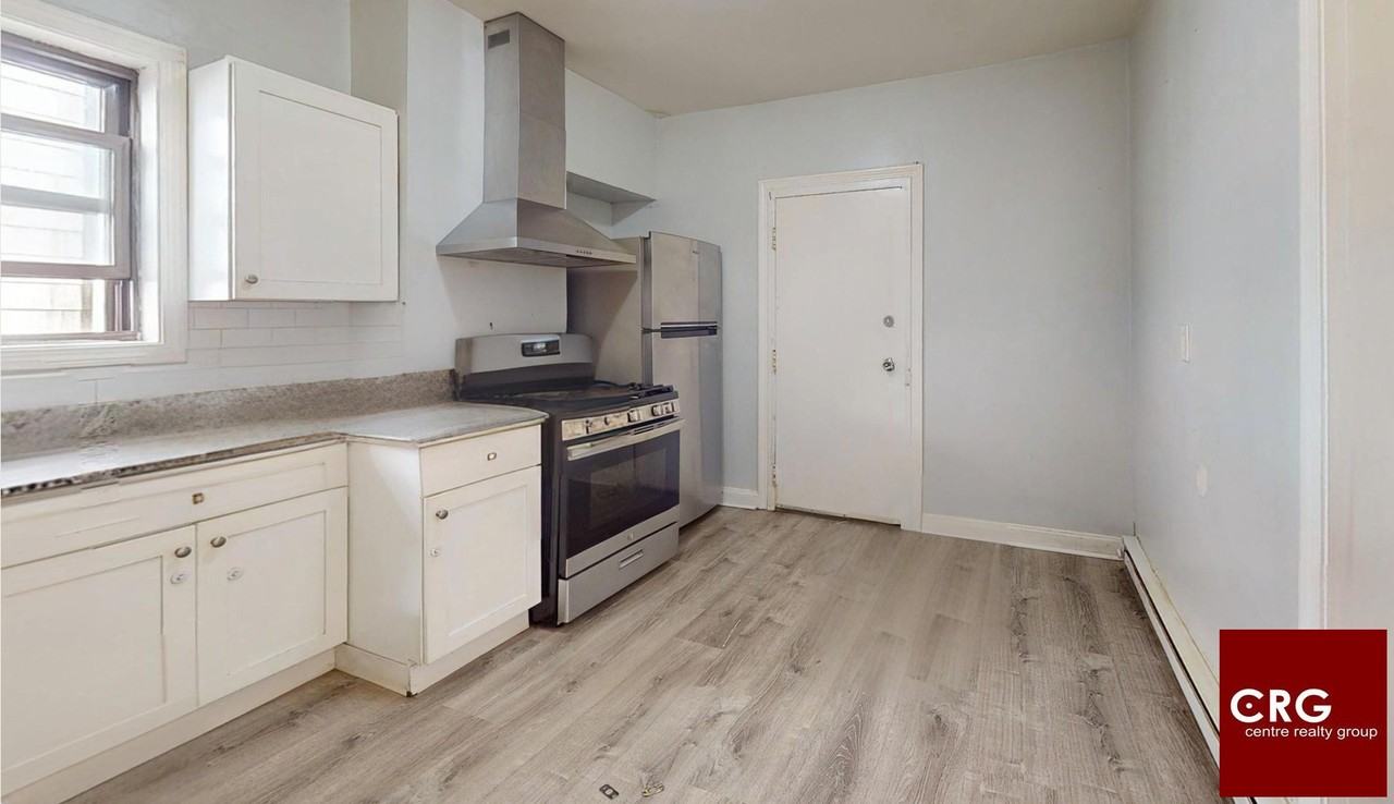 19 Chilcott Pl #1 - Photo 2 of 14