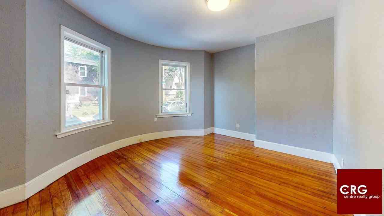 19 Chilcott Pl #1 - Photo 3 of 14
