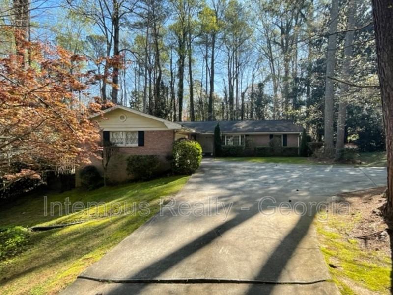 3474 Sunderland Cir Ne - Photo 2 of 24