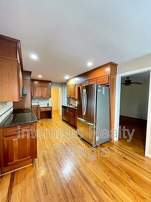 3474 Sunderland Cir Ne - Photo 7 of 24