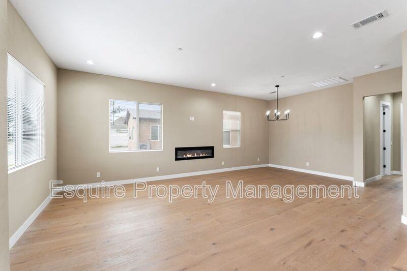 545 Carty Dr - Photo 6 of 24