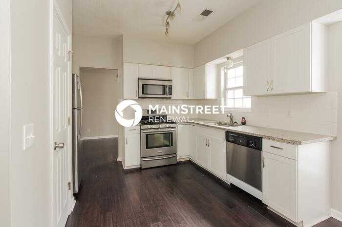 3639 Annandale Dr - Photo 5 of 17