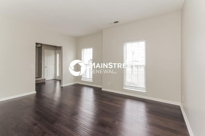 3639 Annandale Dr - Photo 6 of 17