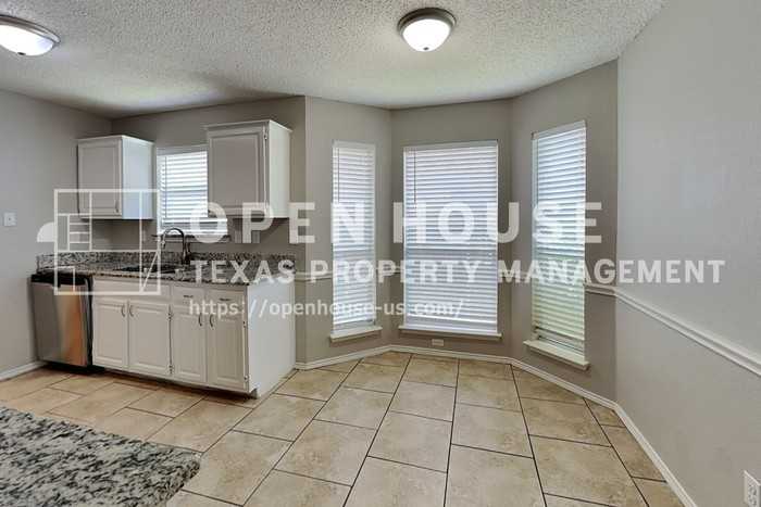 6921 Black Wing Dr - Photo 7 of 20