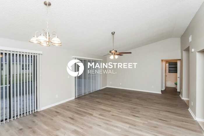 1854 Cyclone St Nw - Photo 4 of 16