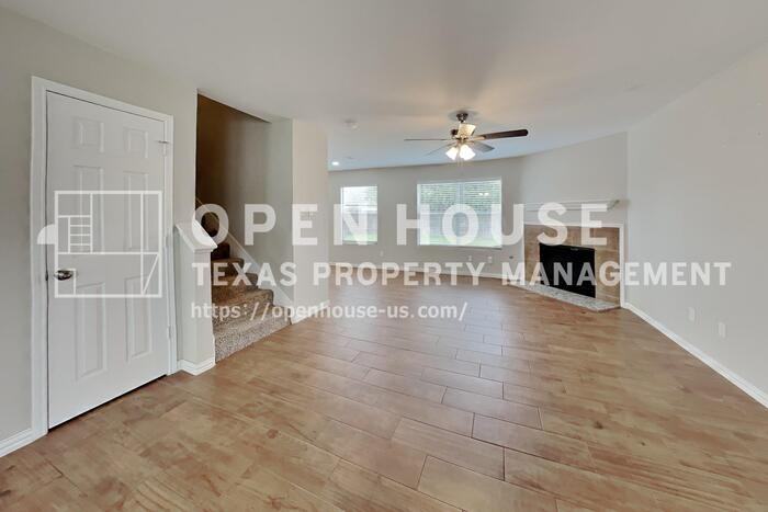 16960 Wren Hill St - Photo 4 of 20