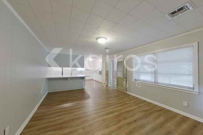 3806 Marie Cook Dr - Photo 5 of 21
