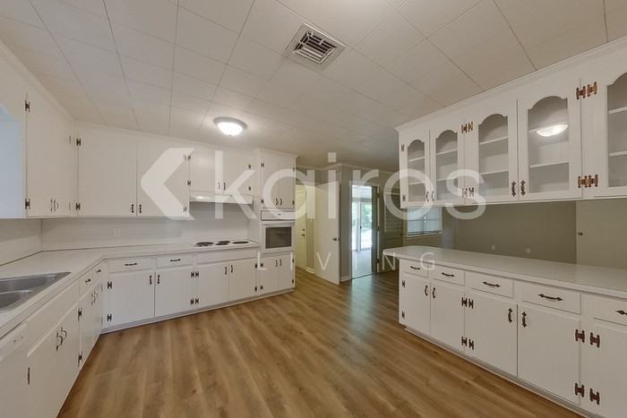 3806 Marie Cook Dr - Photo 7 of 21