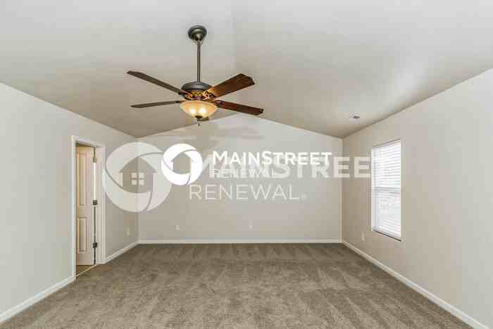 1203 Summerfield Ln E - Photo 7 of 17