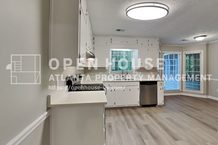 1765 Blackwillow Dr - Photo 6 of 20