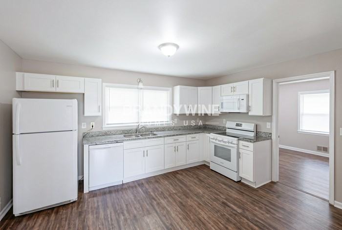 6232 Lance Ln - Photo 5 of 26