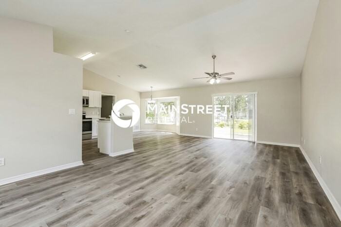 5125 Beecher St - Photo 4 of 16