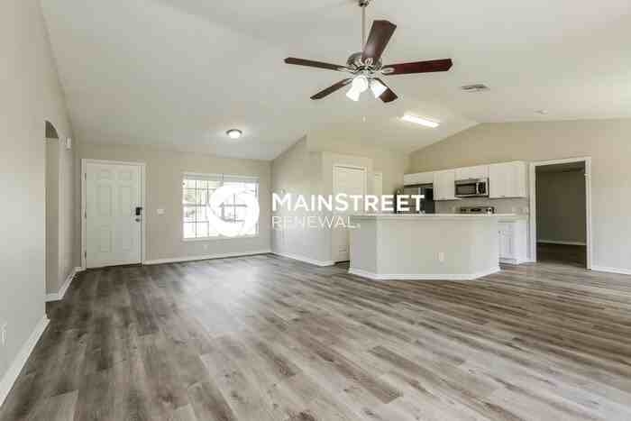 5125 Beecher St - Photo 5 of 16