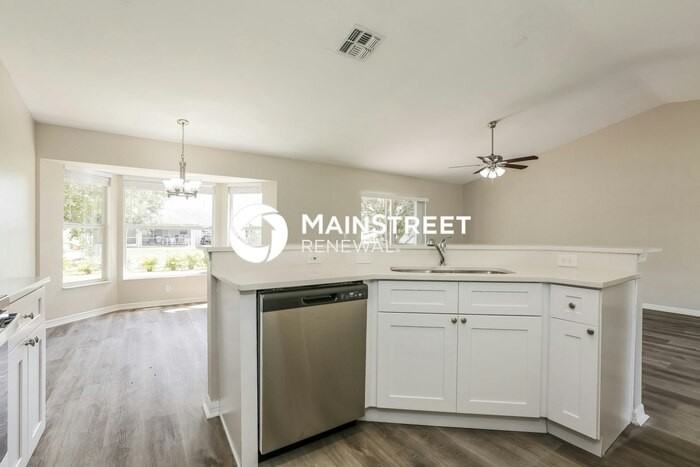 5125 Beecher St - Photo 7 of 16