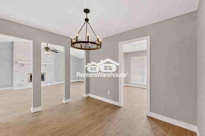 1002 Westminster Ln - Photo 7 of 42