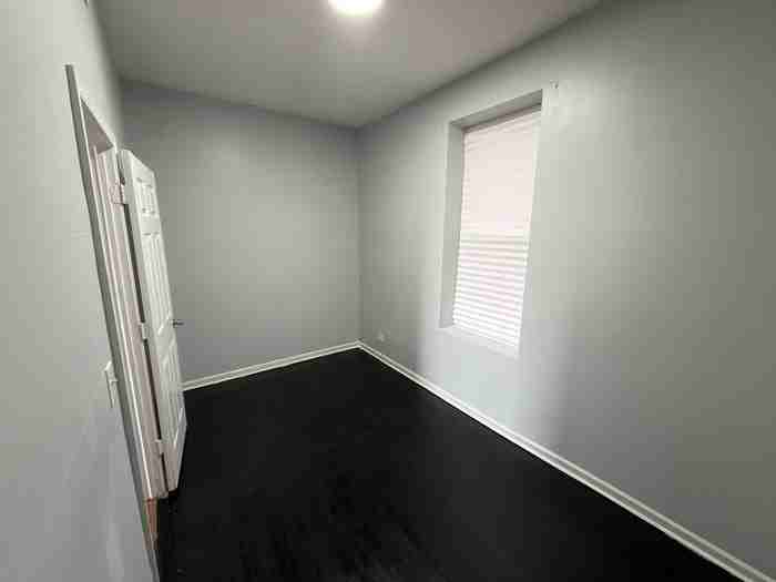 1537 S Saint Louis Ave #3F - Photo 6 of 7