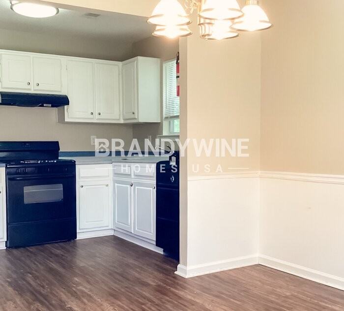 406 Sunny Field Ct - Photo 5 of 9
