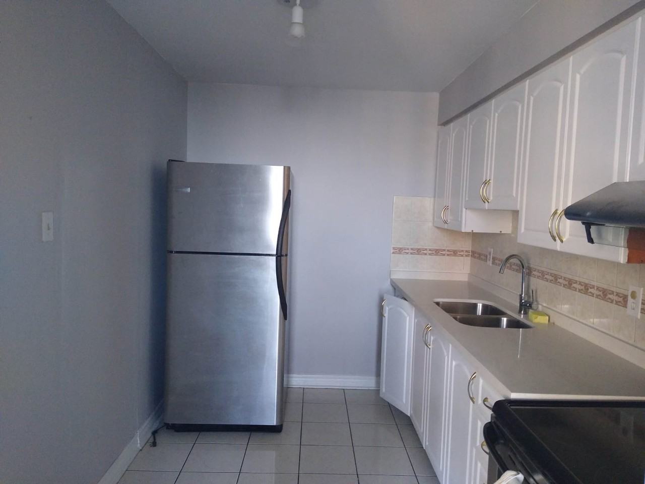 100 Dundalk Drive #916 - Photo 3 of 13