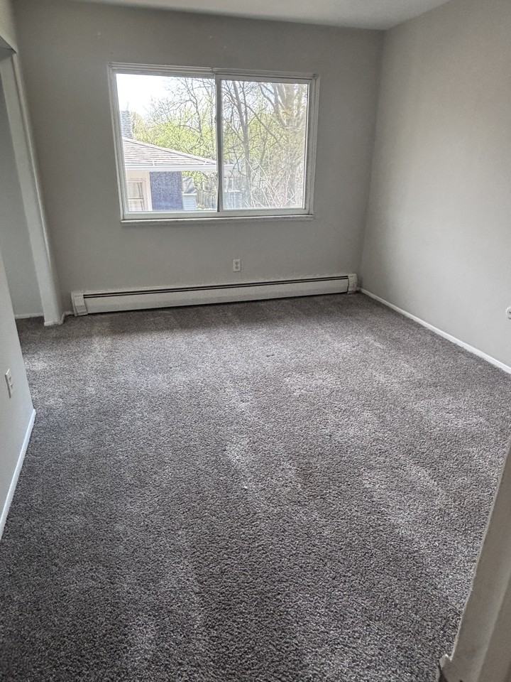 927 West Shiawassee Street #10 - Photo 6 of 7