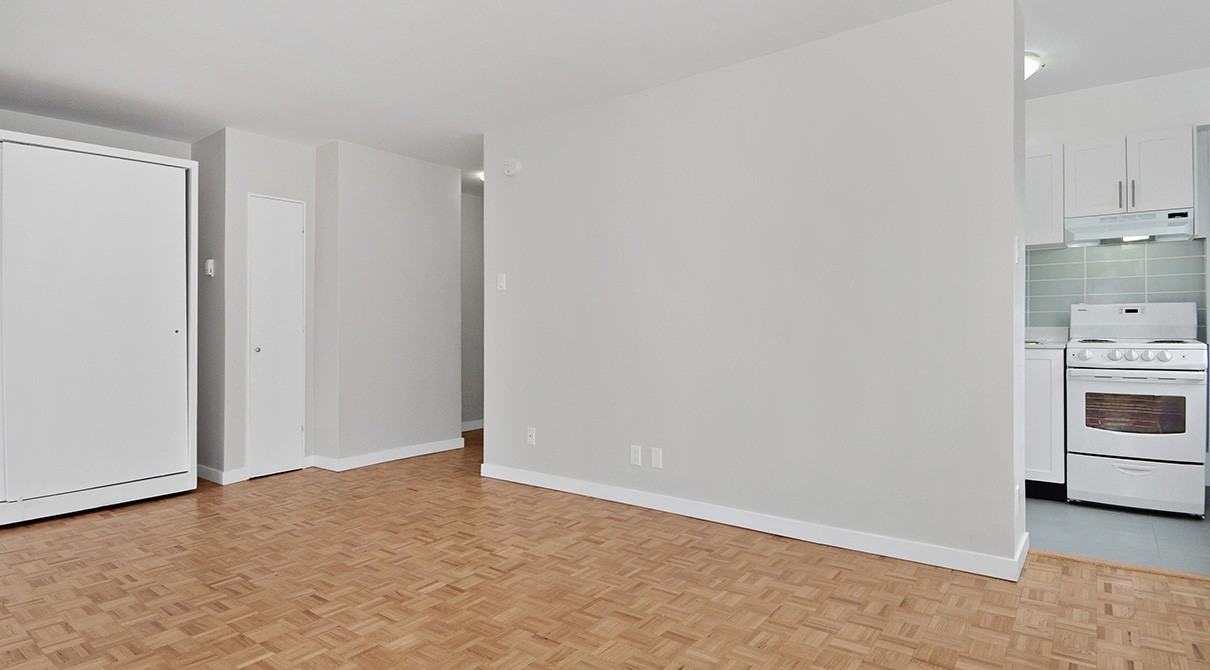 Pacific Beach Apartments - Photo 5 of 9