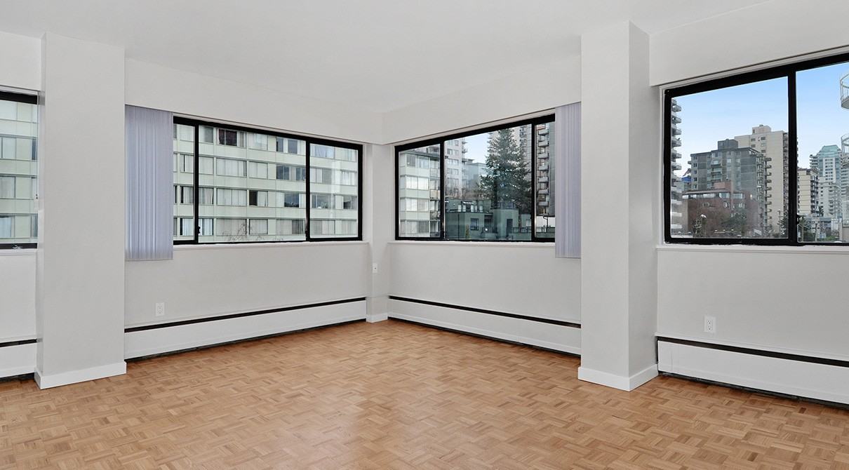 Pacific Beach Apartments - Photo 7 of 9