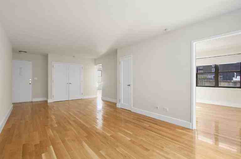 E 33rd St #13B - Photo 3 of 6