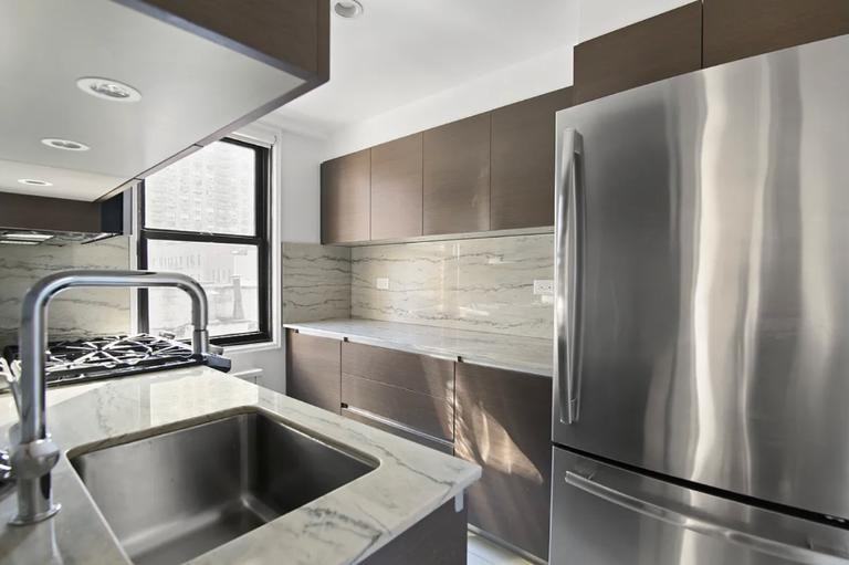 E 33rd St #13B - Photo 4 of 6