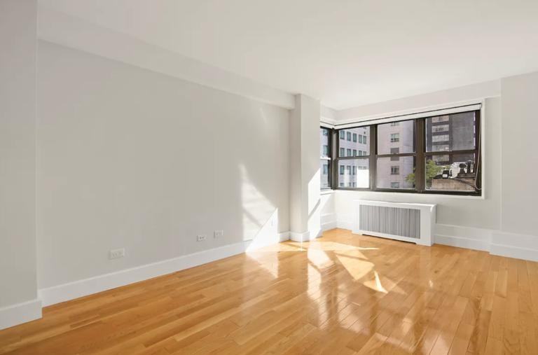 E 33rd St #13B - Photo 5 of 6