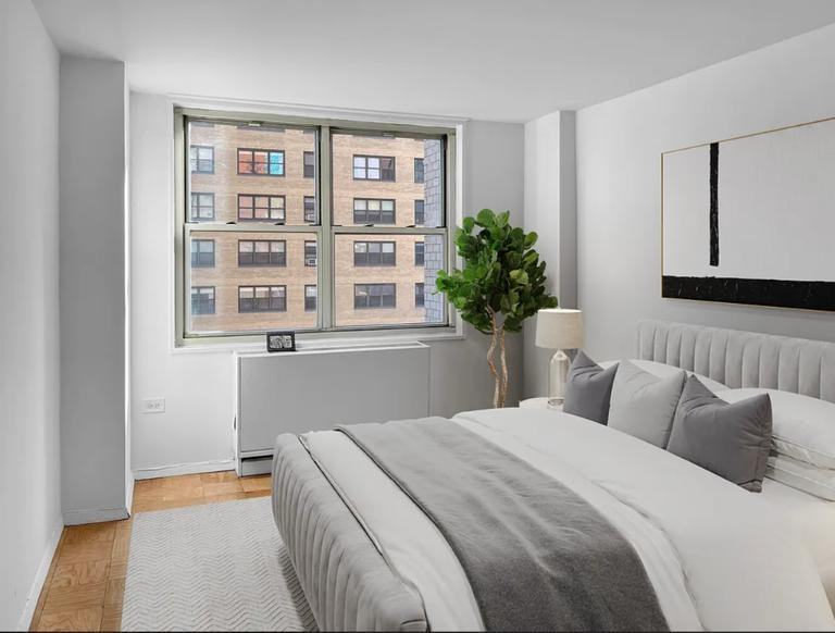 E 29th St #1006 - Photo 2 of 4