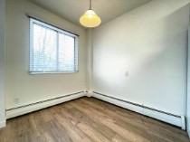 604 1 Avenue Northwest - Photo 7 of 12