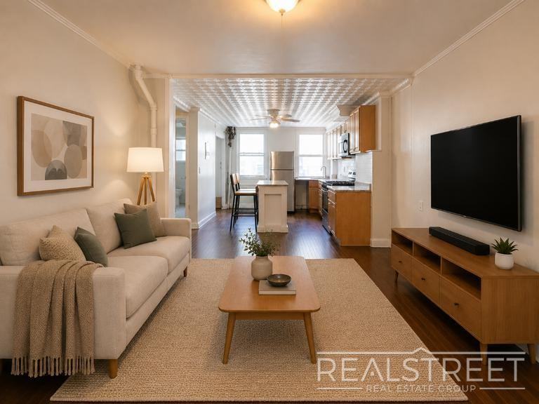 509 Hicks St #1 - Photo 3 of 14