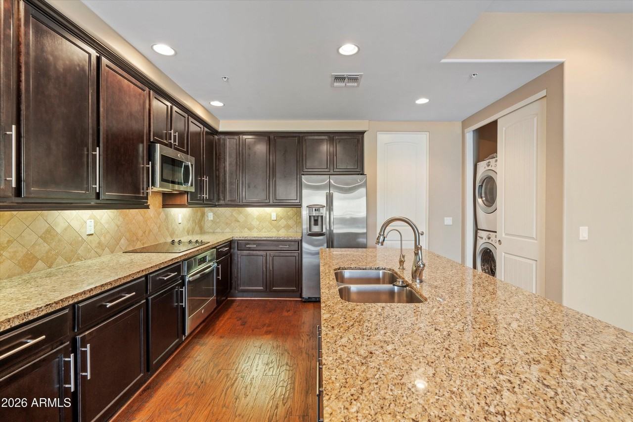 36600 N Cave Creek Rd #B20 - Photo 3 of 22