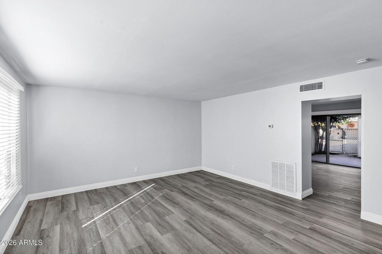 14 E Hermosa Dr - Photo 7 of 34